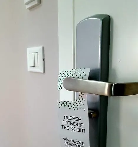 לינה וארוחת בוקר Pepe'accommodation 4*